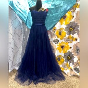 Mori Lee bridesmaid dress/ prom dress sz 8